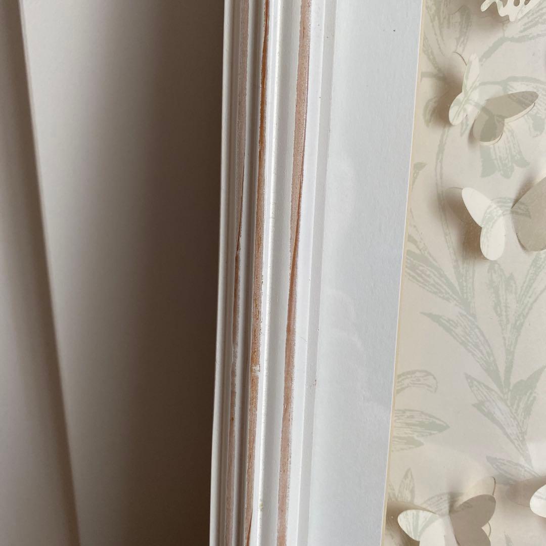 ユッコ　ローラアシュレイ バタフライフレーム　蝶　壁掛け