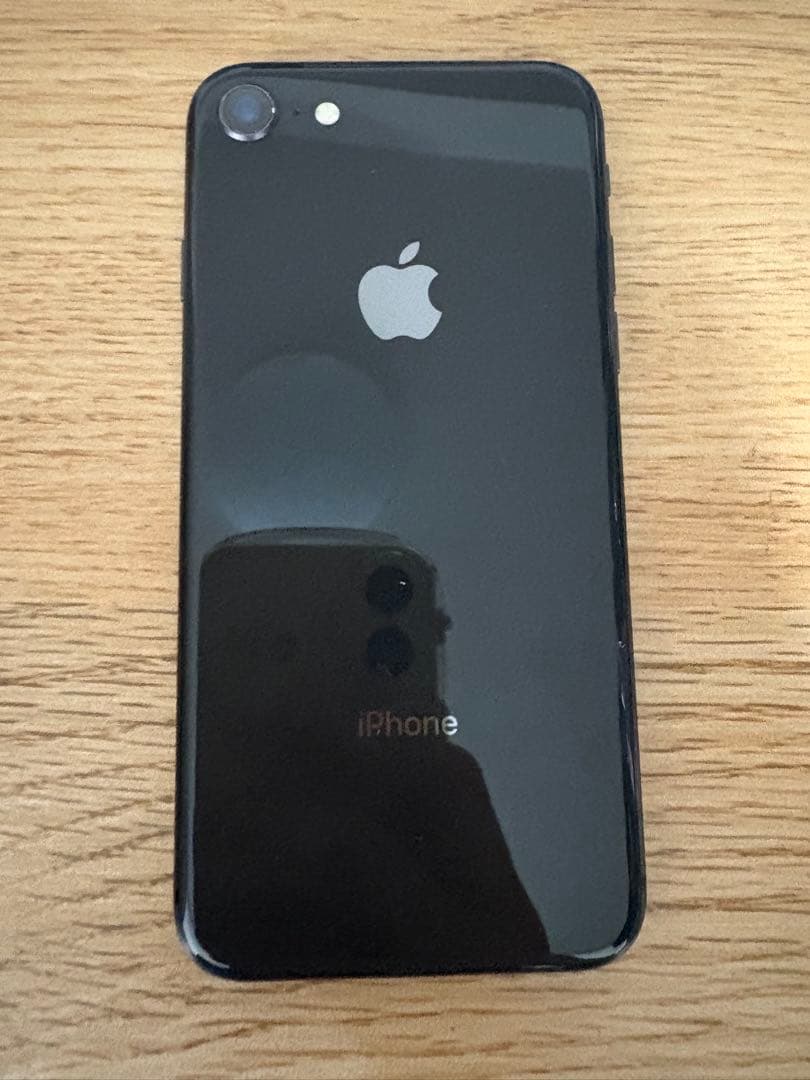 Apple iPhone 8 スペースグレイ 本体