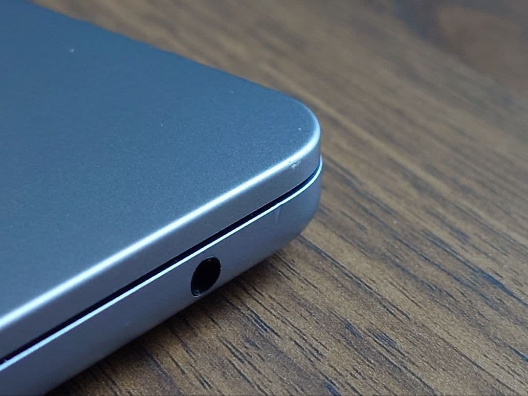 c*！様 MacBookAir m2 スペースグレー 本体