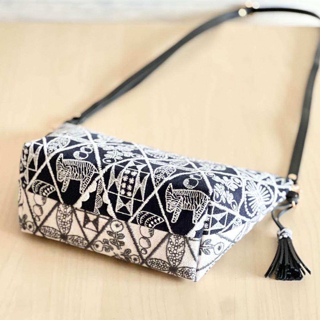 ミナペルホネン symphonyショルダーバッグMB510-031