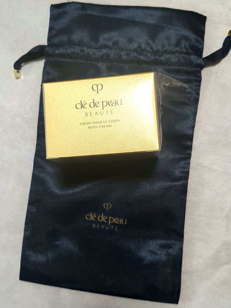 clé de peau BEAUTÉ ボディクリーム ゴールド