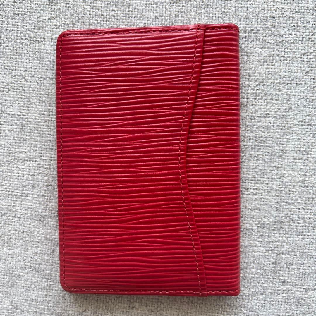 ルイ・ヴィトン　名刺入れ　エピ　赤