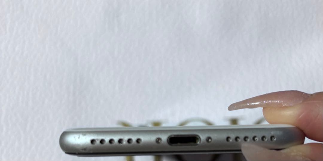 iPhone SE 第2世代 ホワイト 64GB