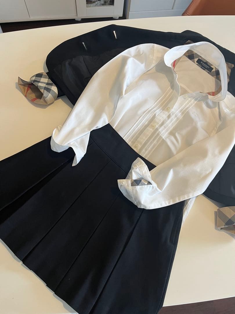 ♾️myhさま専用　卒入学式用　BURBERRY フォーマルスーツ ブラック