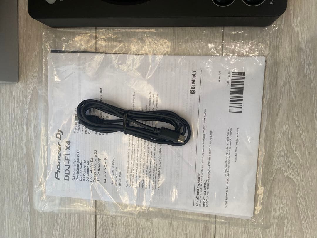 Pioneer DDJ-FLX4 DJコントローラー