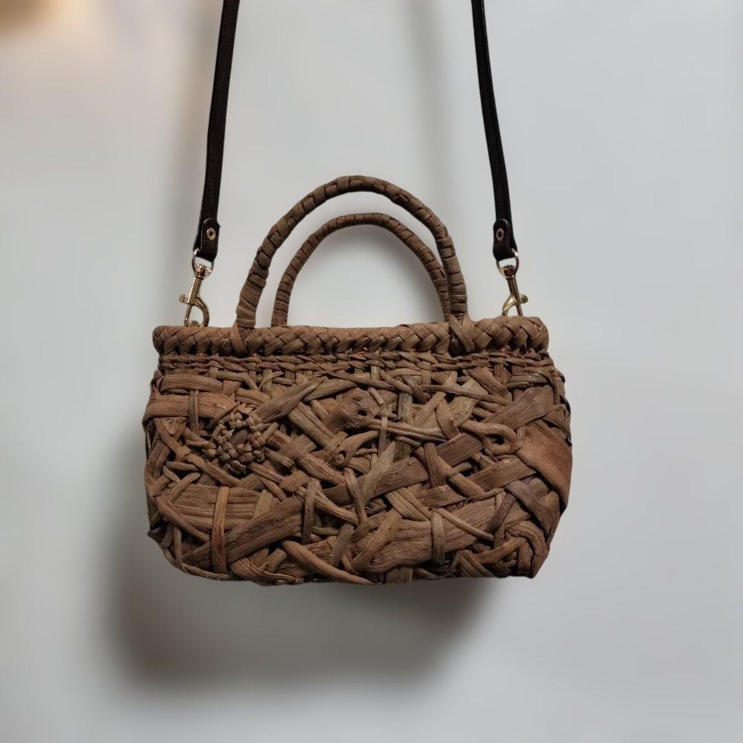 山葡萄やたら編みショルダーバッグ 約よこ20✕高さ12✕幅7