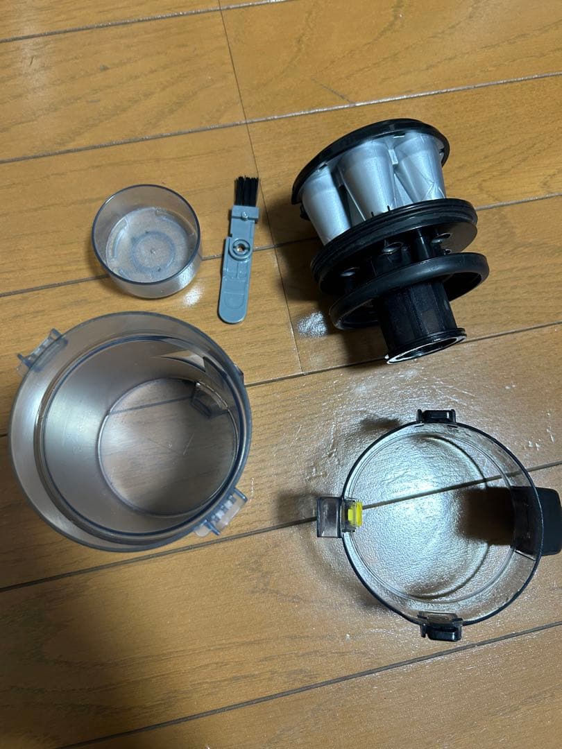 TOSHIBAの充電式掃除機