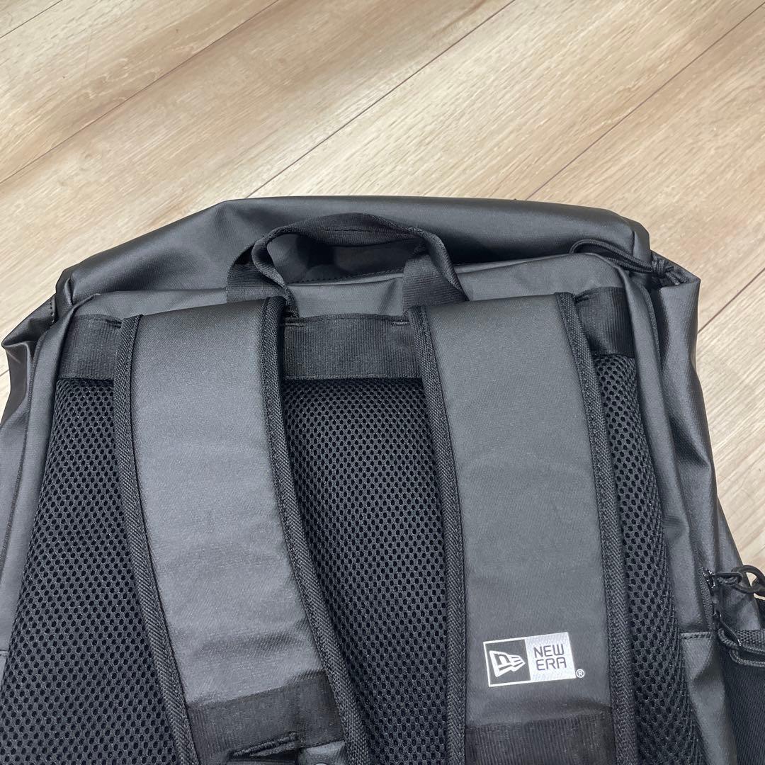 バッグ New Era Box Pack 46L