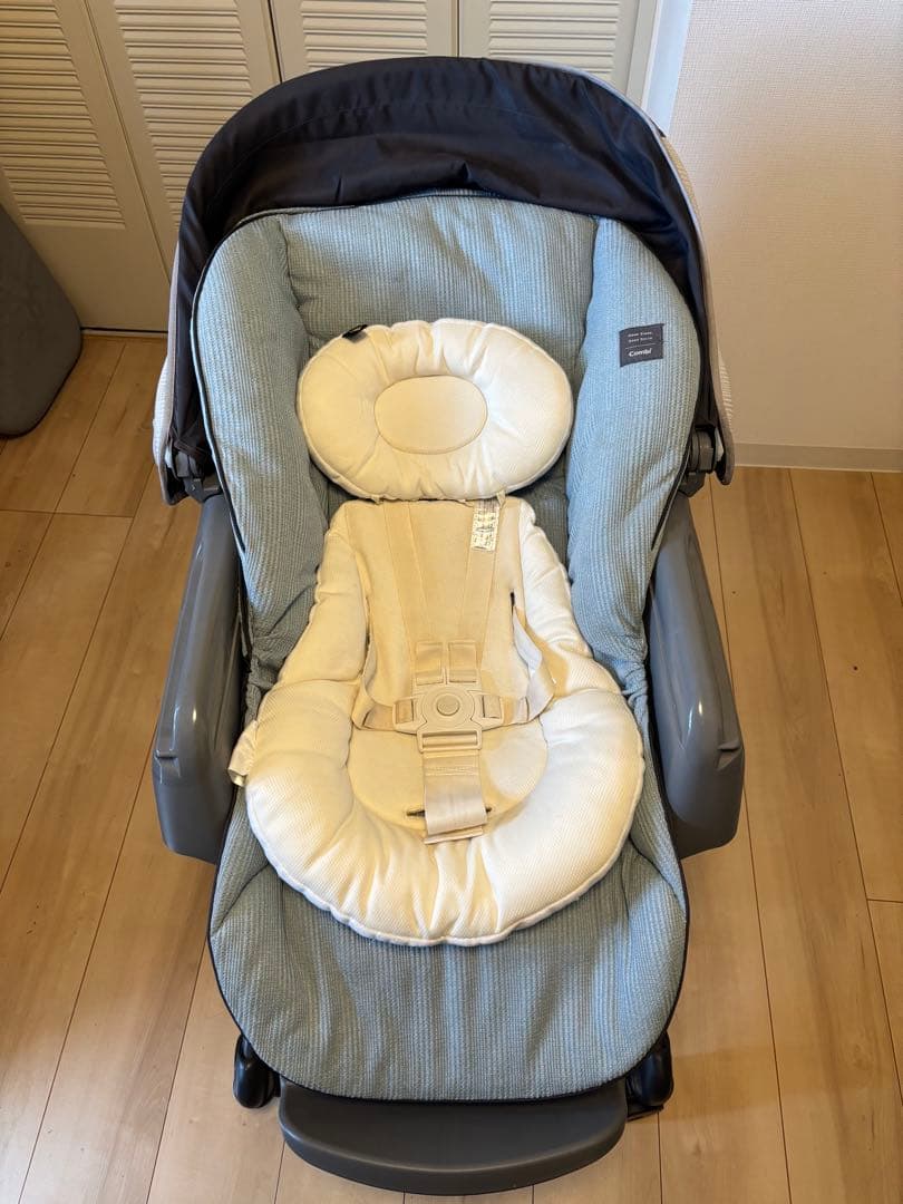 Combi ネムリラ AUTO SWING BEDi Long 電動