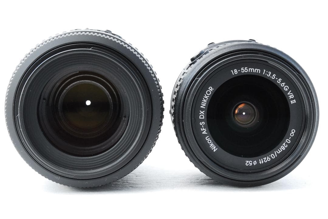 ❣️新品級 ショット数少❣️ Nikon D5300 レッド ダブルズームキット