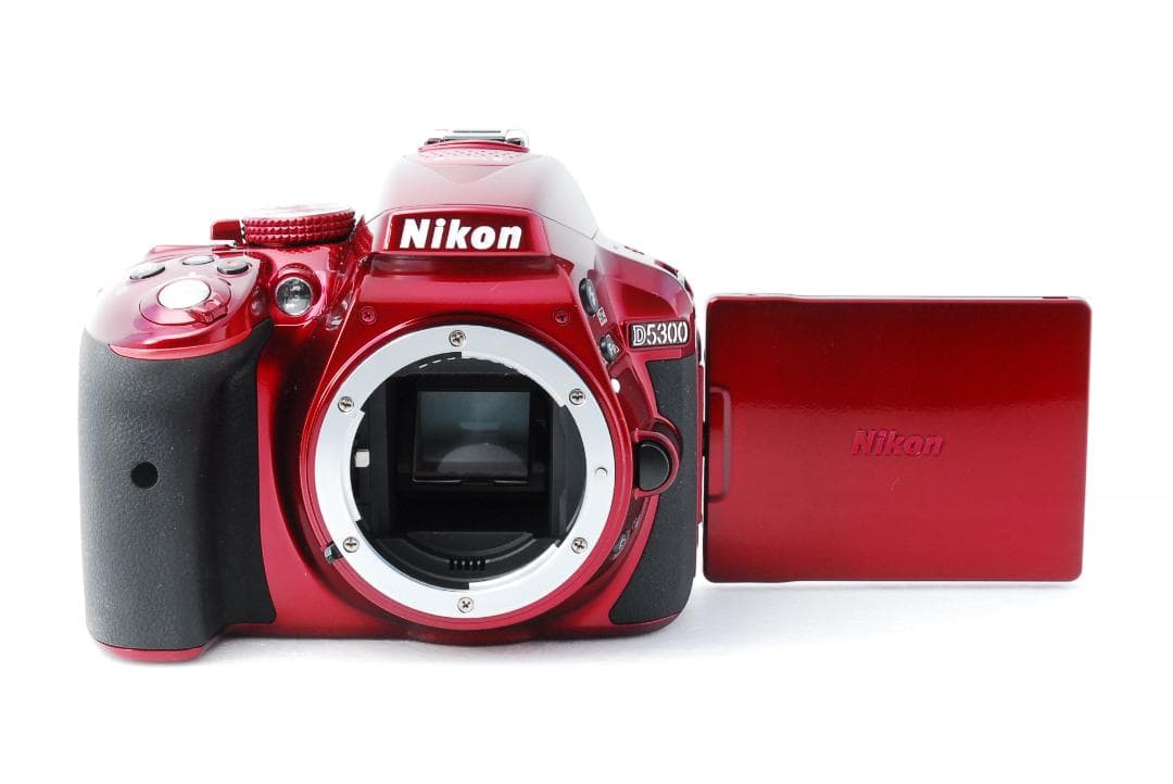 ❣️新品級 ショット数少❣️ Nikon D5300 レッド ダブルズームキット