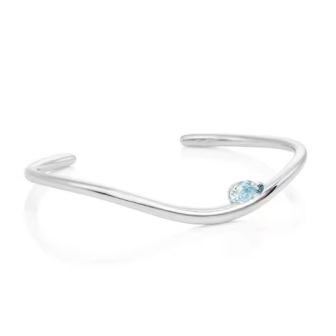 4℃　シルバー　バングル　ブレスレット　 ヨンドシー　ケース付き