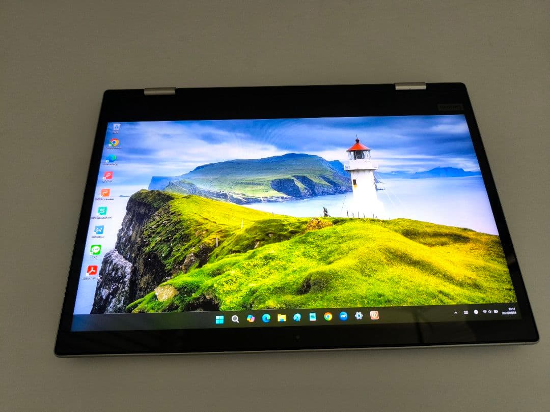 Windowsノート本体 Lenovo YOGA 720 12.5\"FHD 2in1