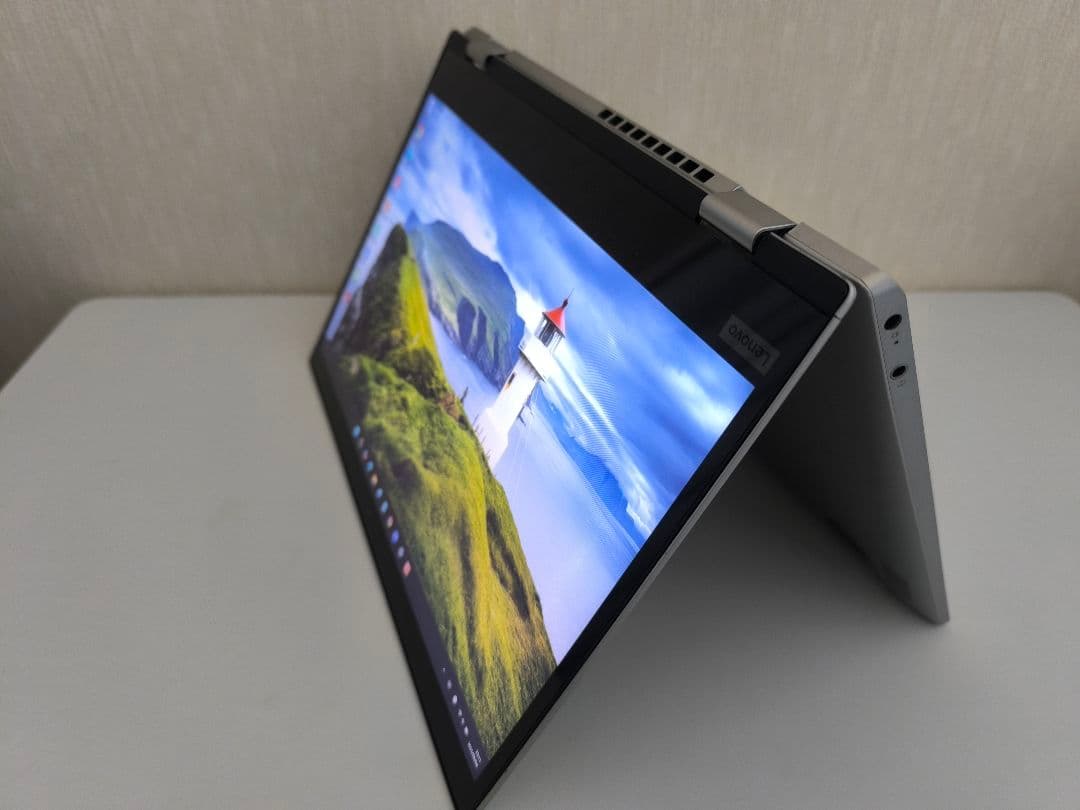 Windowsノート本体 Lenovo YOGA 720 12.5\"FHD 2in1