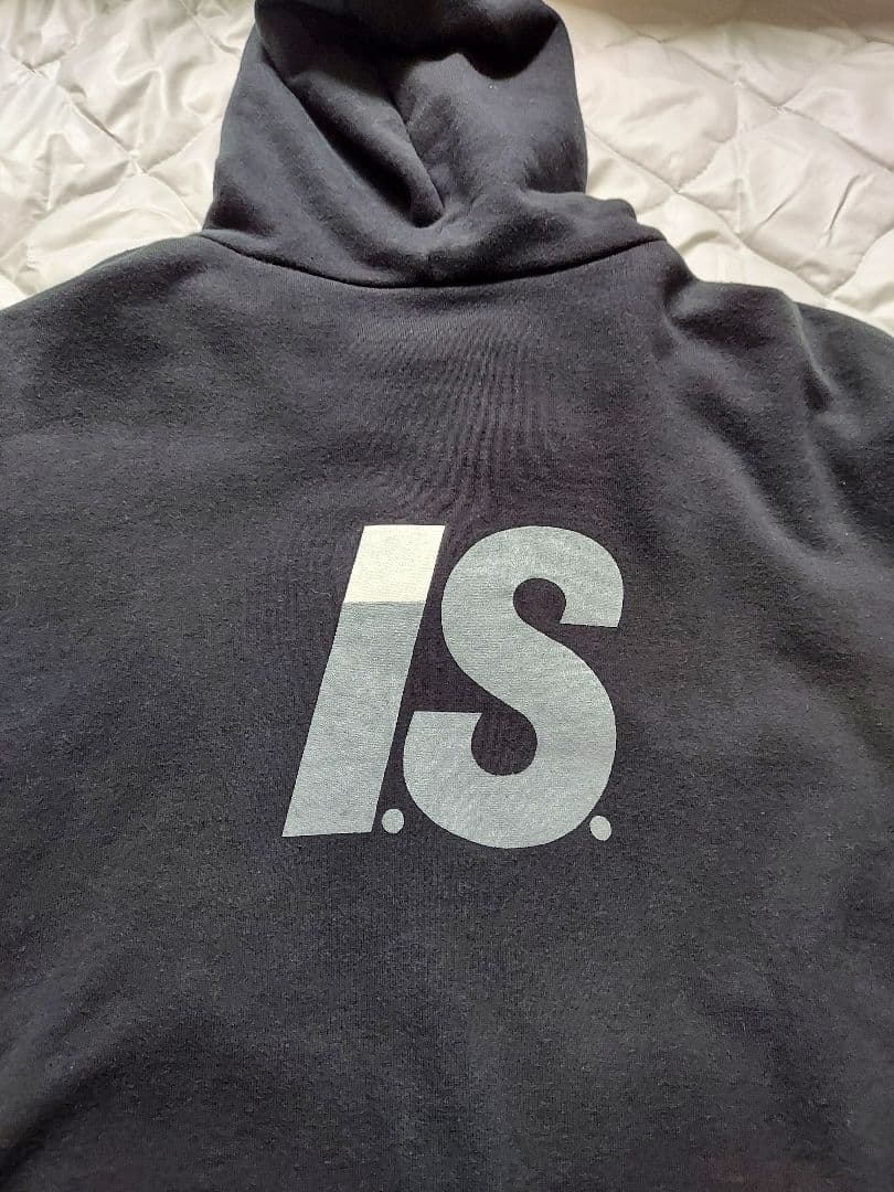 [レア] イッセイスポーツ リバーシブルパーカー 黒×グレー·白