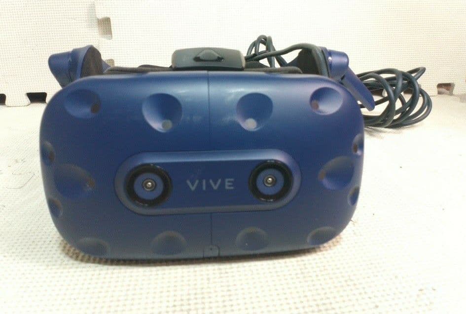 VR VIVE ヘッドセット部分のみ　ゲーム　Game　 VRゴーグル