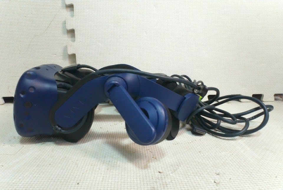 VR VIVE ヘッドセット部分のみ　ゲーム　Game　 VRゴーグル