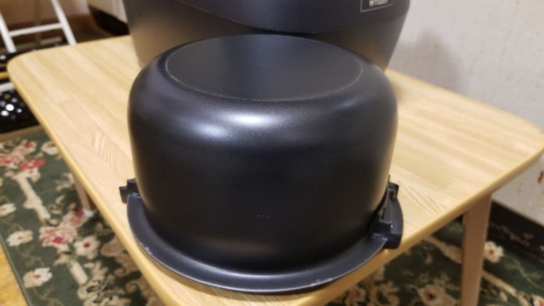 2023年製 タイガー圧力IH炊飯器 遠赤3層土鍋コート釜仕様 旨み粒立ち炊き