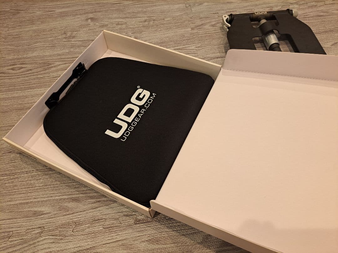 UDG Laptop Controller Stand PCスタンド