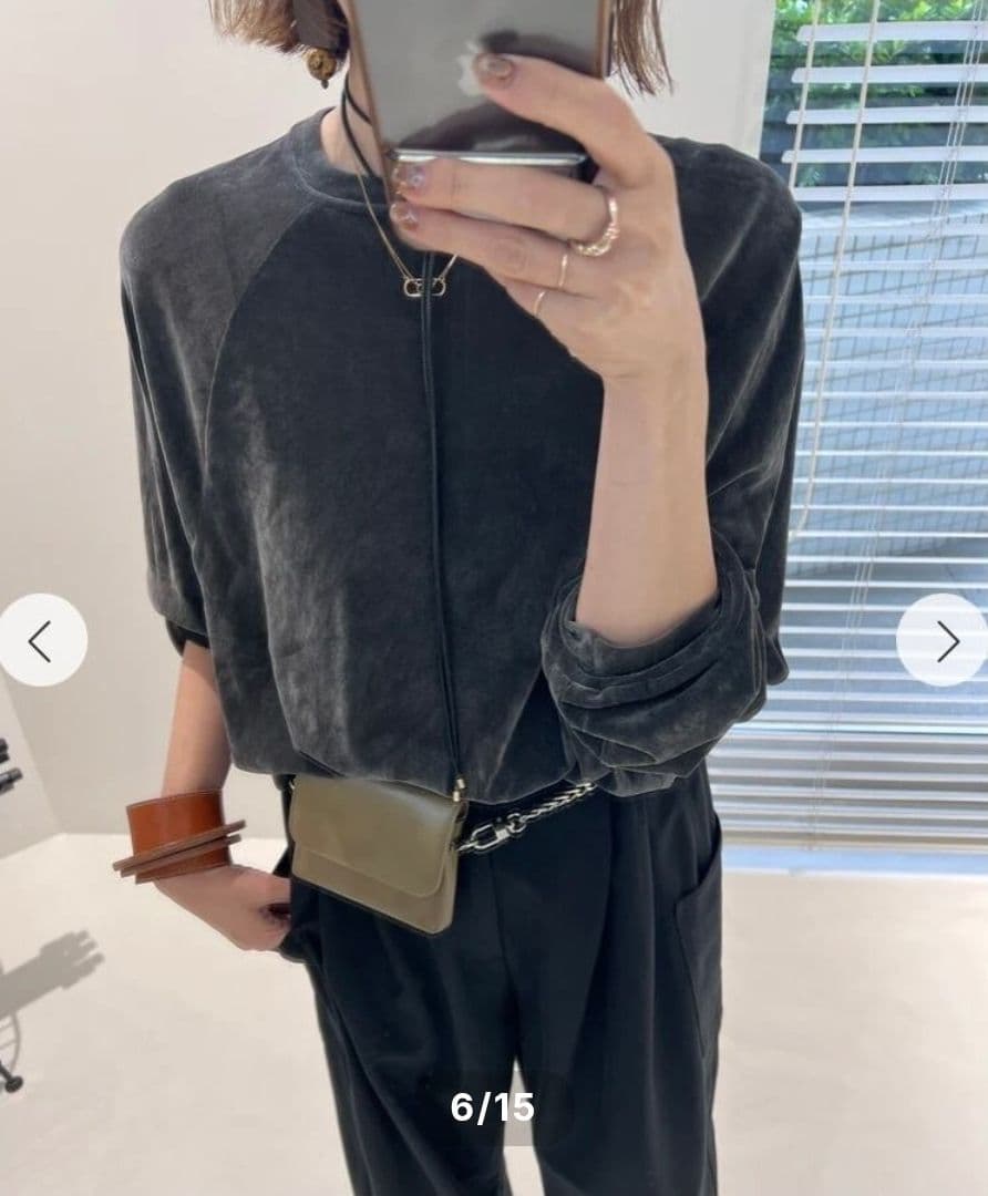 新品タグ付き【YENN】フロッキーチュールプルオーバー　チャコール