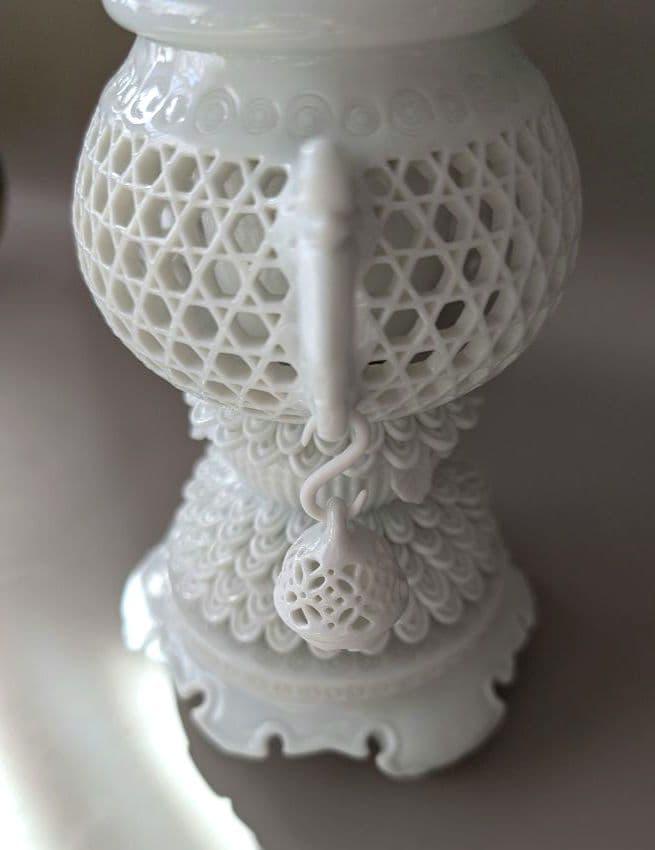 平戸焼篭目透彫り 香炉