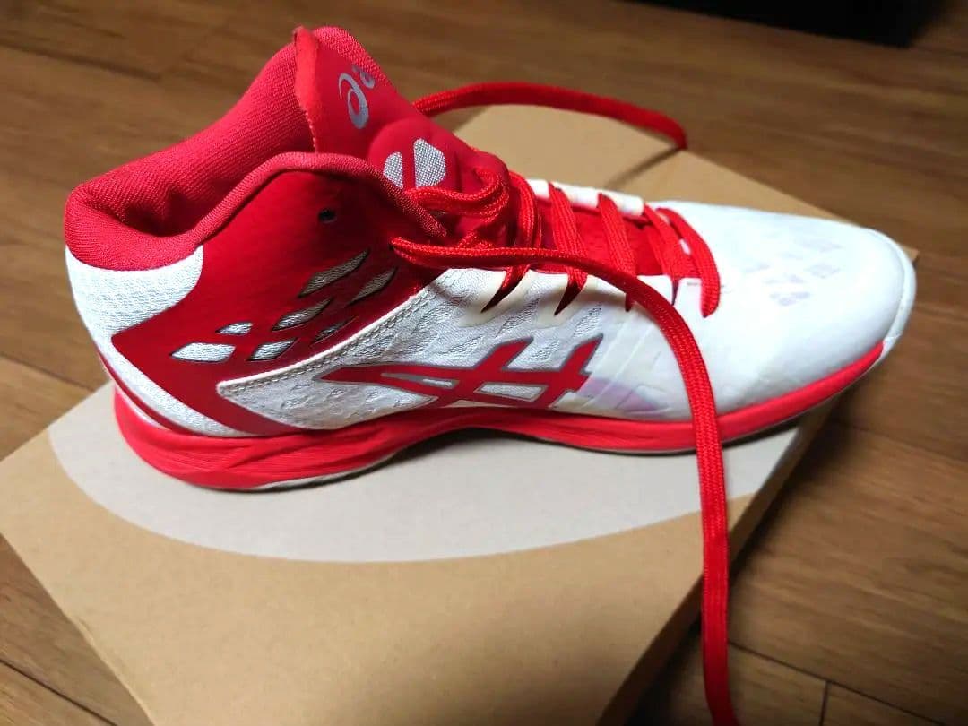 26センチ　美品　ASICS バレーボールシューズ ユニセックス