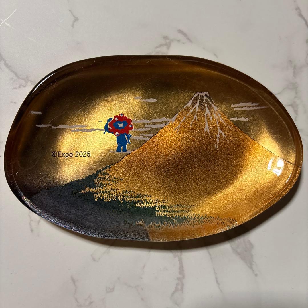 大阪関西万博　ミャクミャク　ガラストレー　会場限定　葛飾北斎　箔一