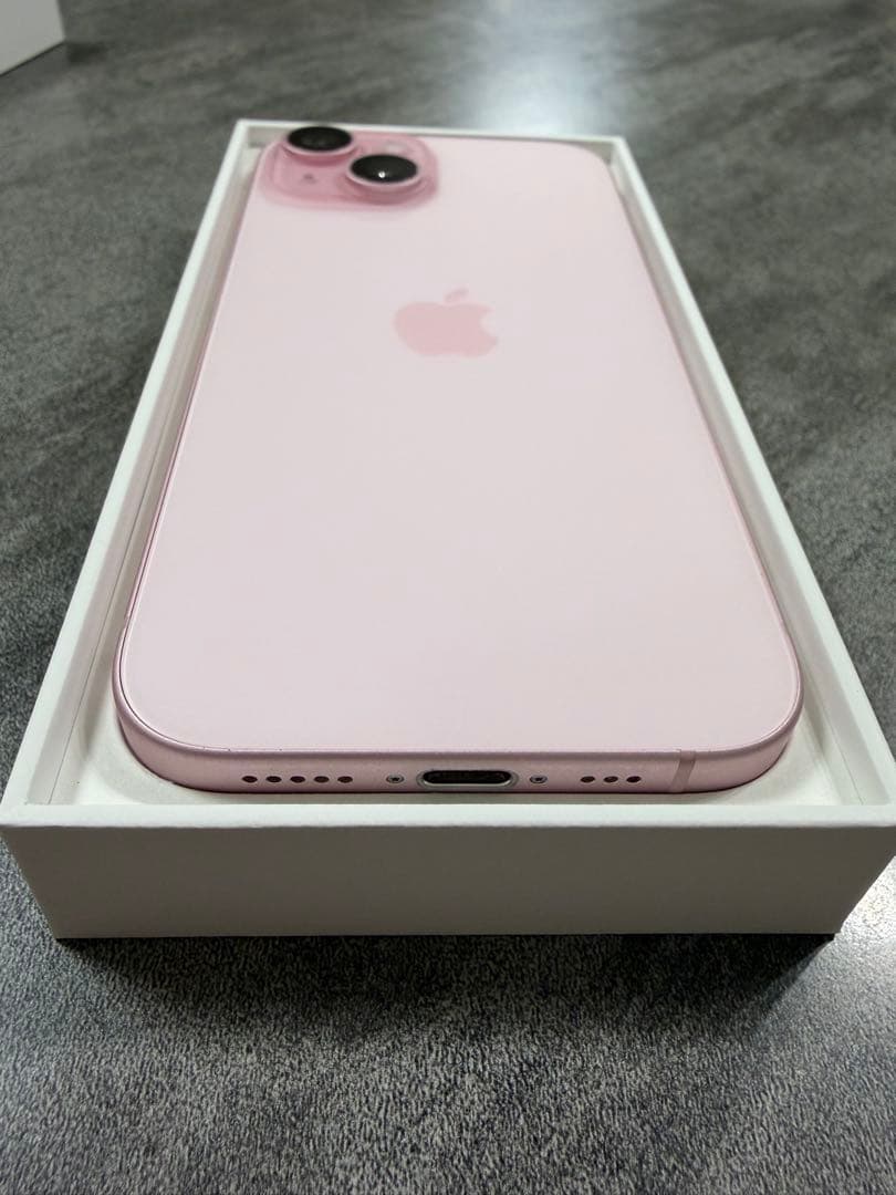 【バッテリー100%】Apple iPhone 15 本体 ピンク　256GB