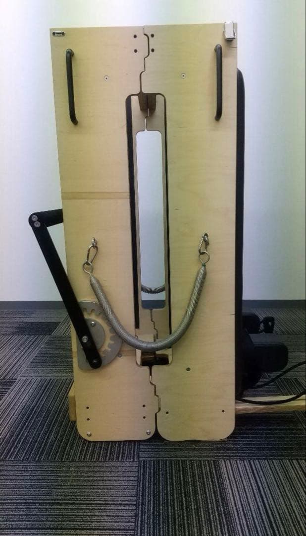 【ざくろくみん】折りたたみピラティスリフォーマー