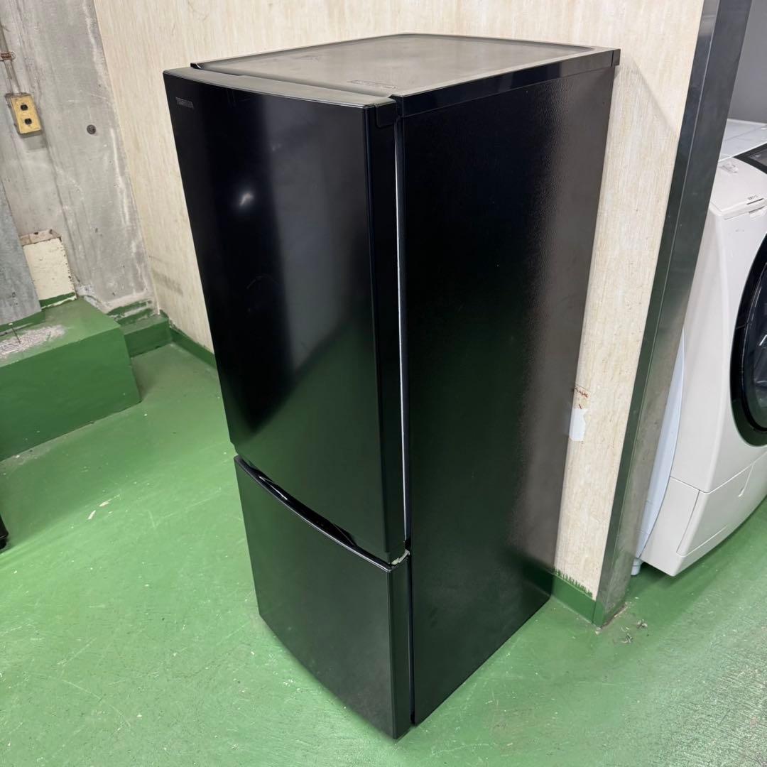 168 冷蔵庫　小型　一人暮らし　2024年製　右開き　極美品　洗濯機