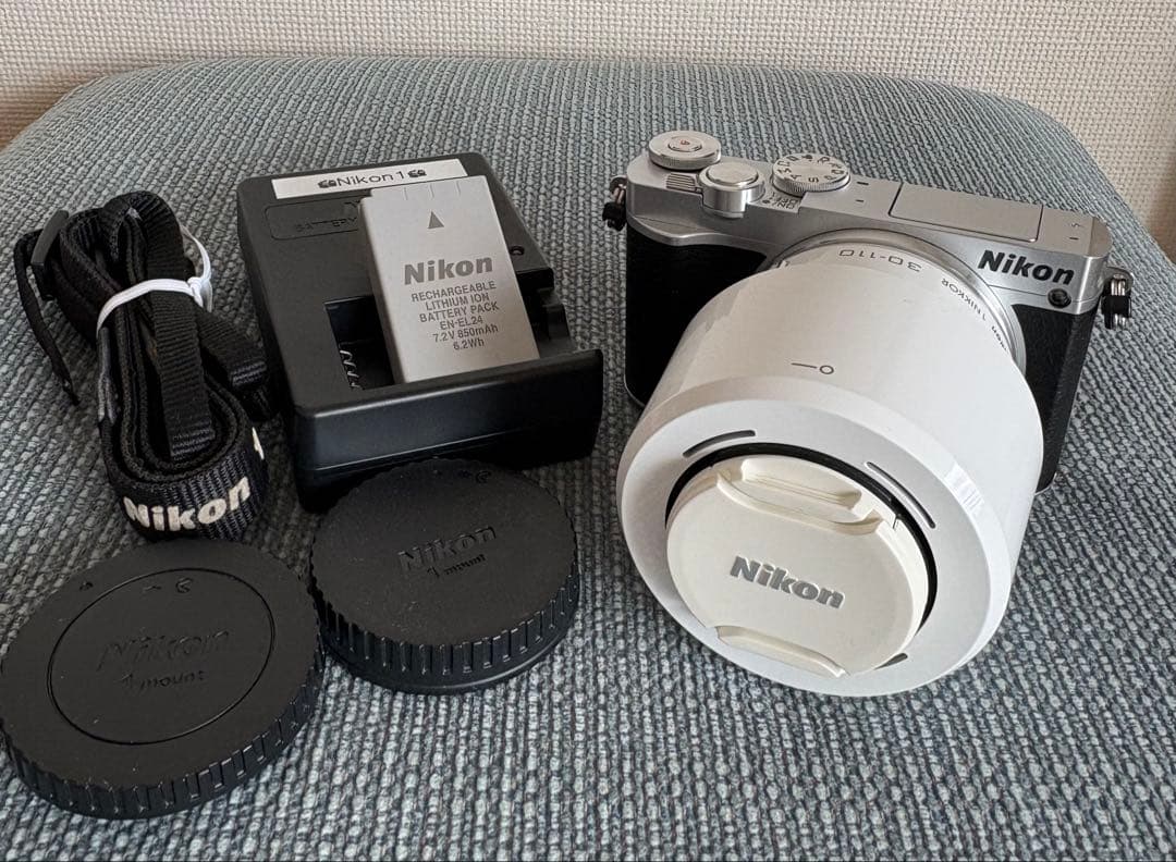 Nikon1 J5 NIKKOR 望遠ズームレンズVR 30-110mm付