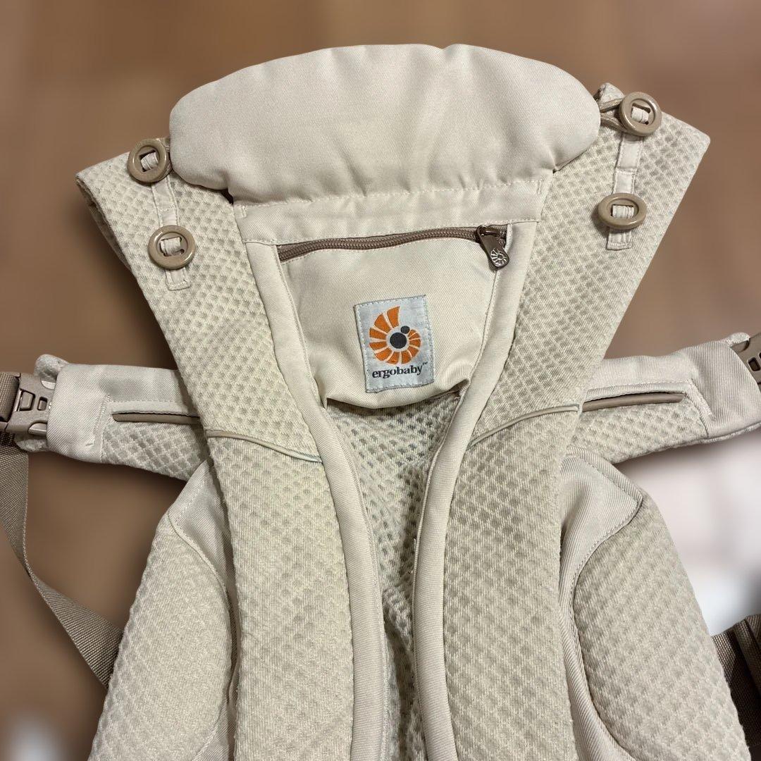 人気！エルゴの抱っこひもオムニブリーズ　ナチュラルベージュ