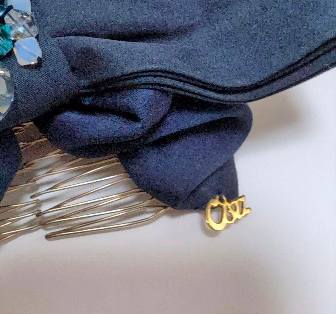 コンプレックスビズ　ネイビー ヘアコーム ビジュー付き