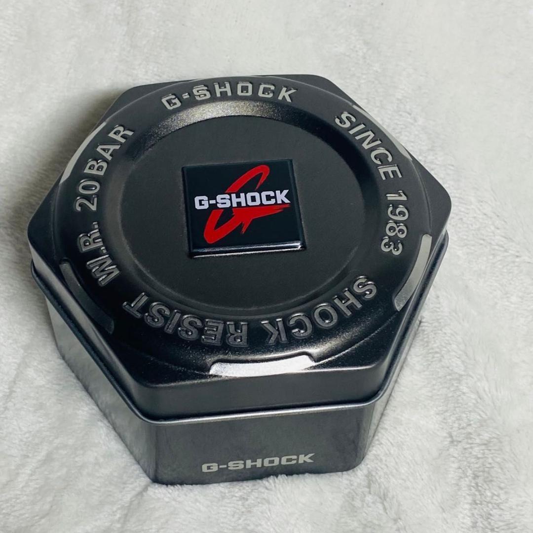 【美品】CASIO GA-110NM-9AJF メタリックイエロー