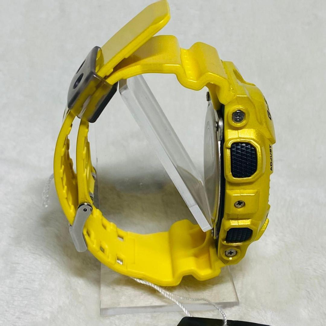 【美品】CASIO GA-110NM-9AJF メタリックイエロー