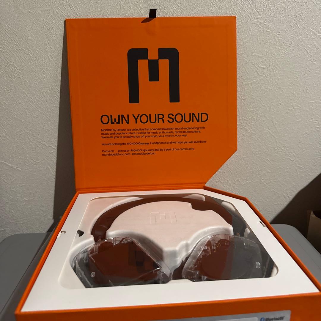 MONDO Over-Ear トランスペアレント