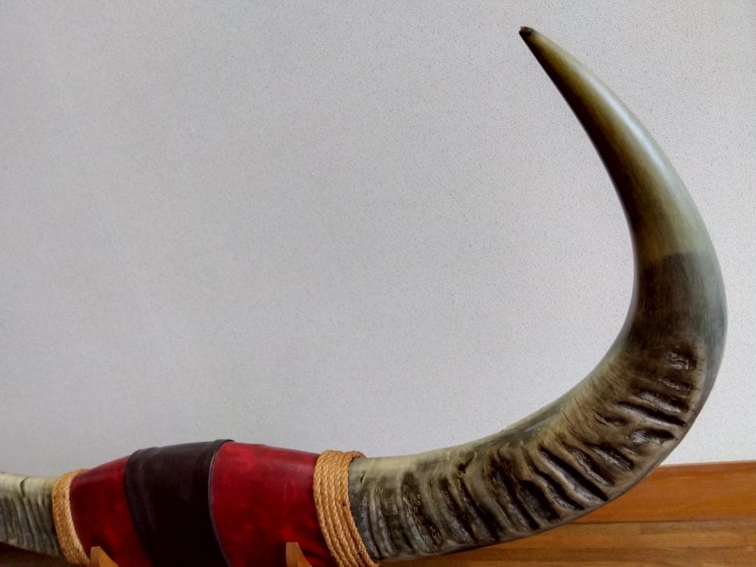 ま　水牛の角の置物　希少　ビンテージ　骨董品　手渡し可（値引）