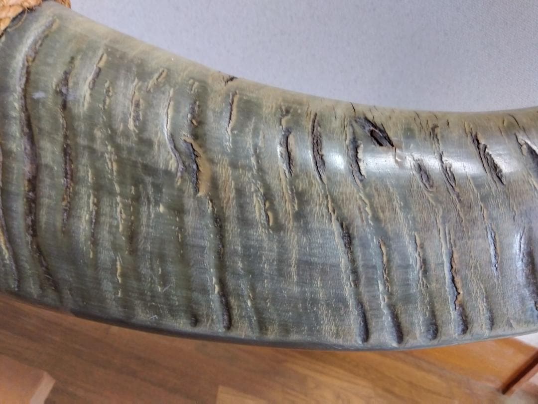 ま　水牛の角の置物　希少　ビンテージ　骨董品　手渡し可（値引）