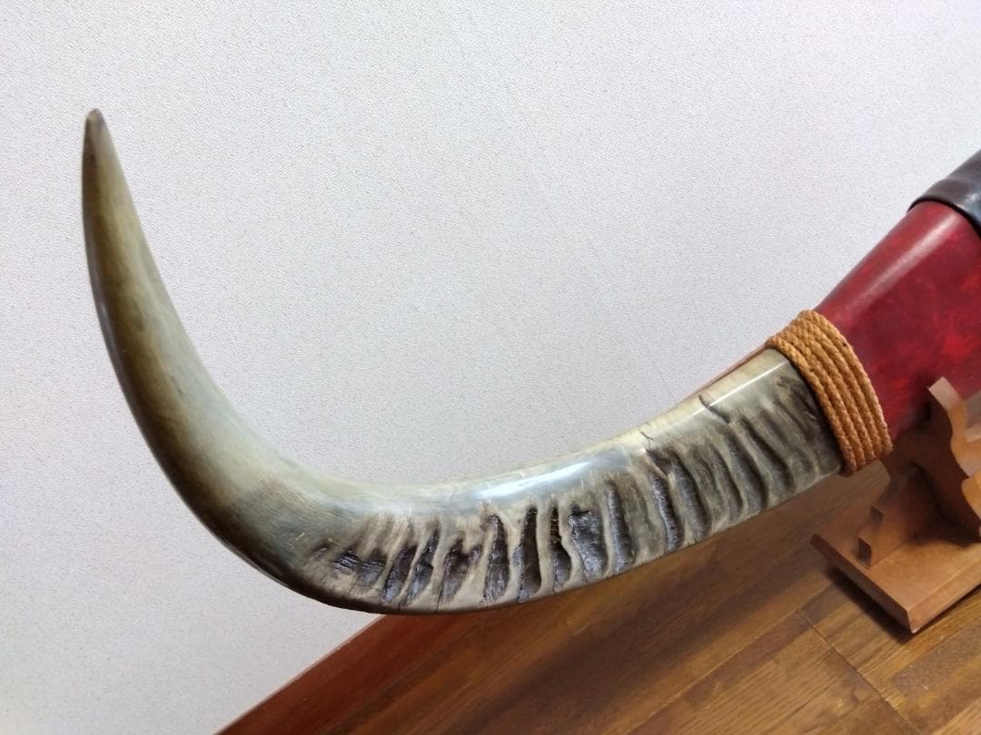 ま　水牛の角の置物　希少　ビンテージ　骨董品　手渡し可（値引）