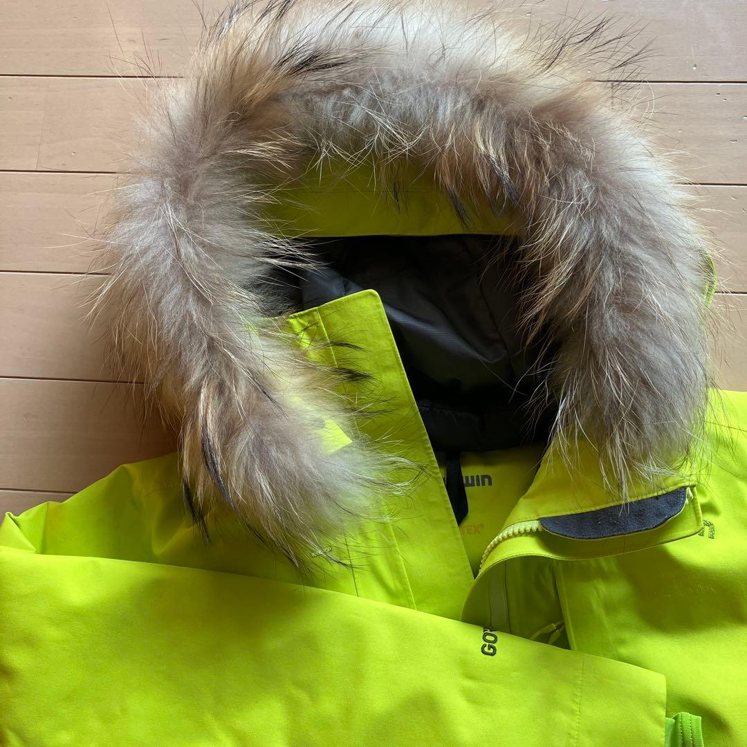 ゴールドウィン　スキージャケット／ゴアテックス/S