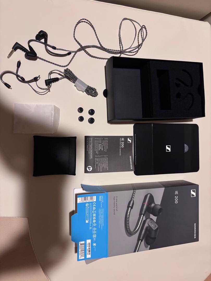 イヤホン SONY NW-ZX707 64GB + Sennheiser IE 200