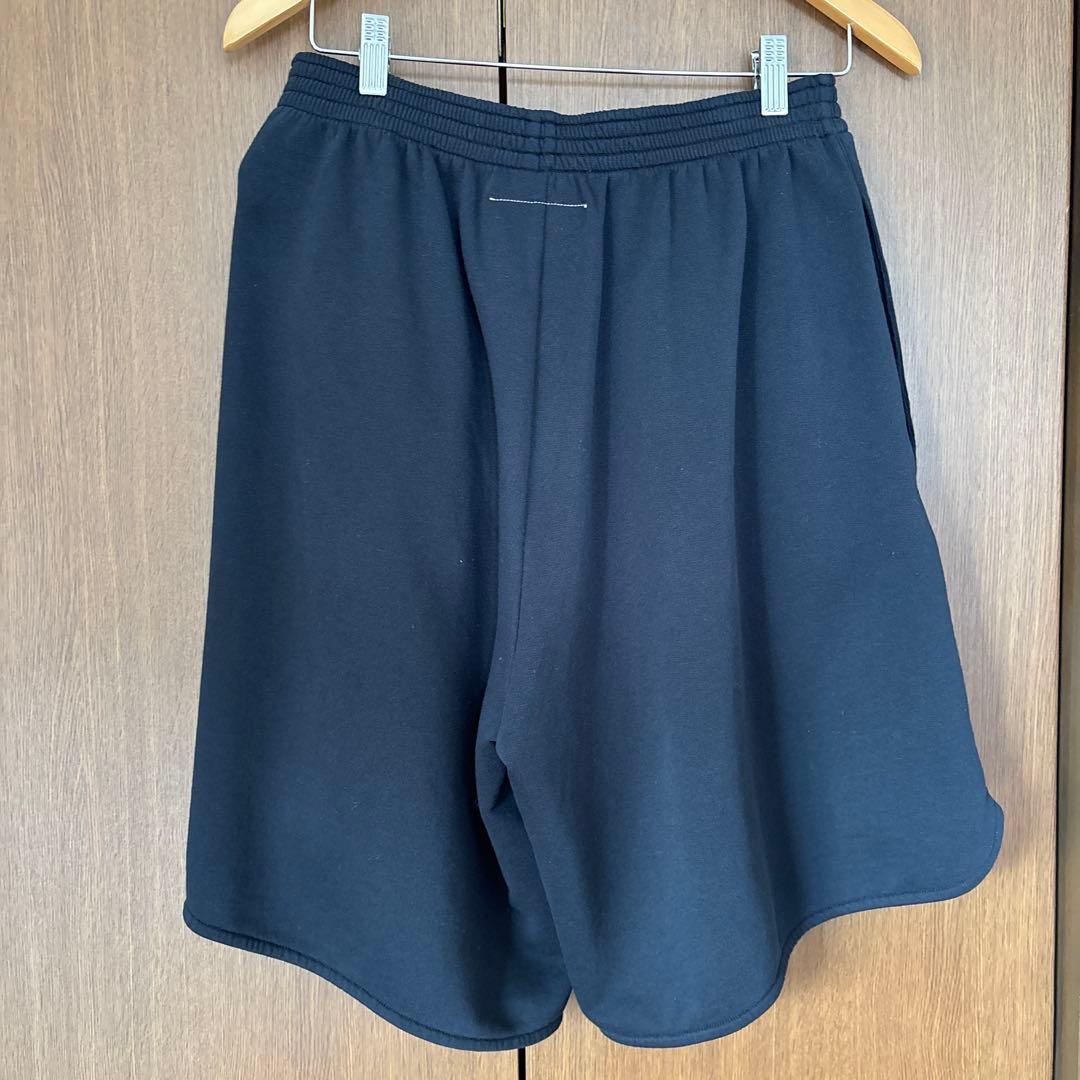 MM6 Maison Margiela(エムエムシックス)ロゴショートパンツ