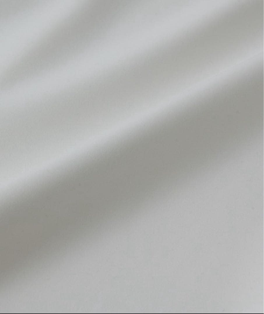 【新品】タグ付リヴドロワ ダンボールポンチョプルオーバー ホワイト