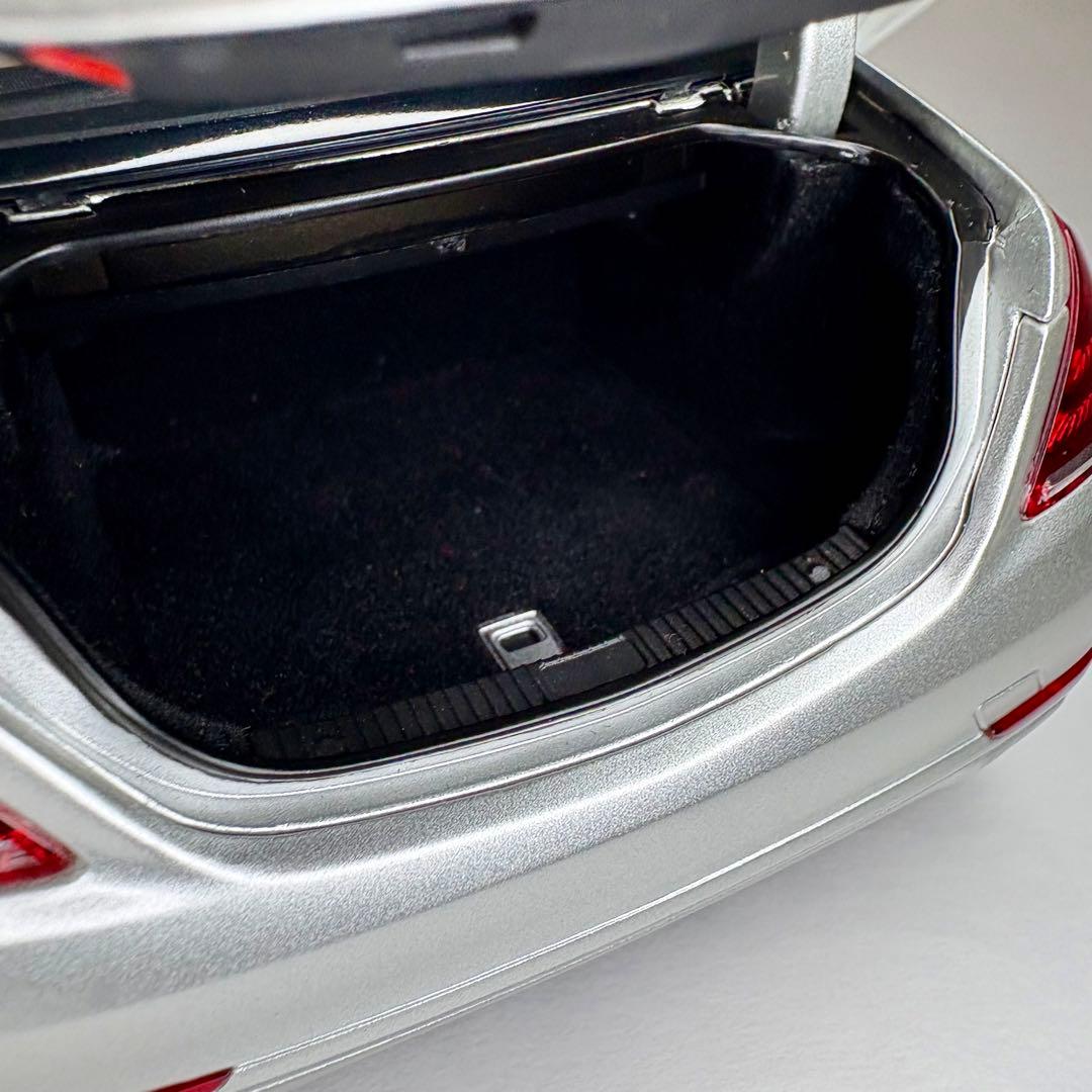 NOREV メルセデスベンツ Sクラス W222 1/18 ディーラー特注品