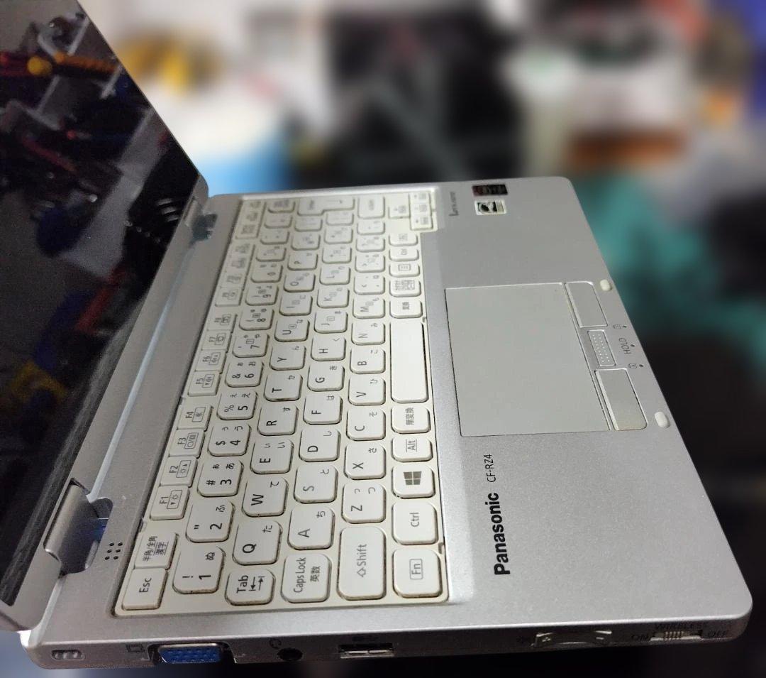 Panasonic レッツノート CF-RZ4 メモリ4G SSD 256GB