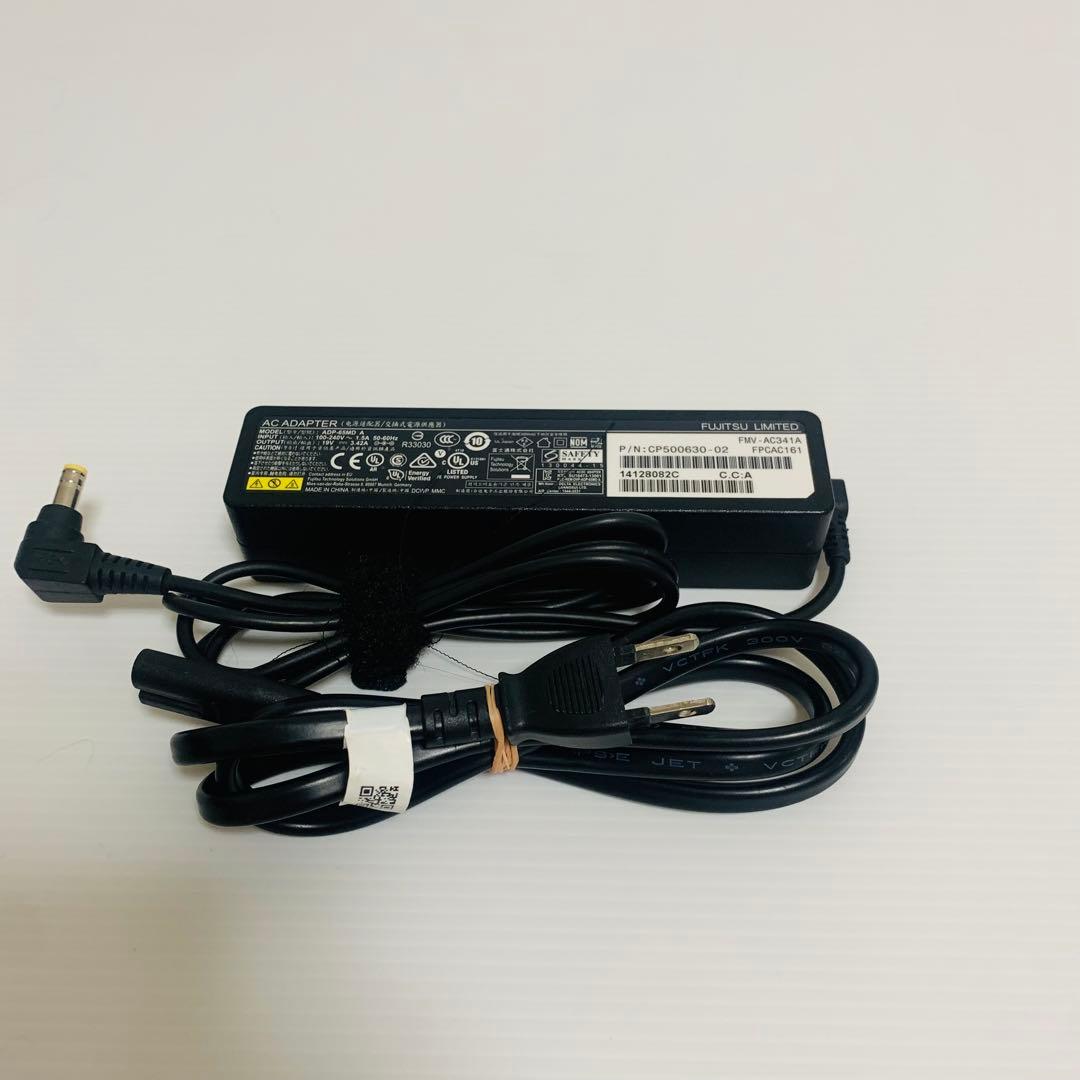 富士通 LIFEBOOKA576/R i5-6300U SSD128 Win11