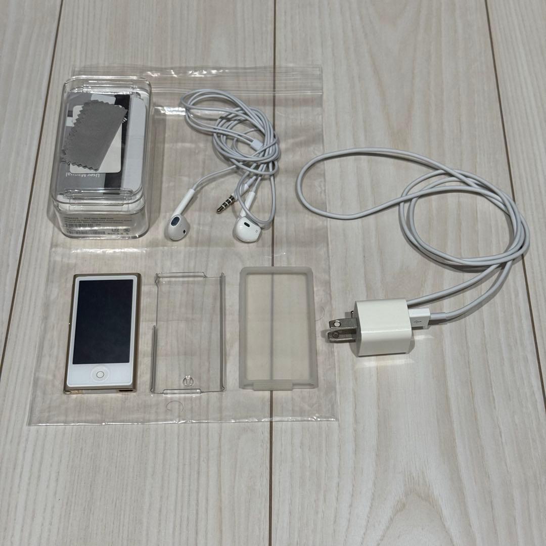 【極美品】Apple iPod nano【第7世代】16GB ゴールド ケース付