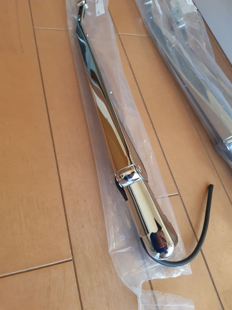 三菱ふそう大型17 、07スーパーグレート　メッキワイパー少々ジャンク