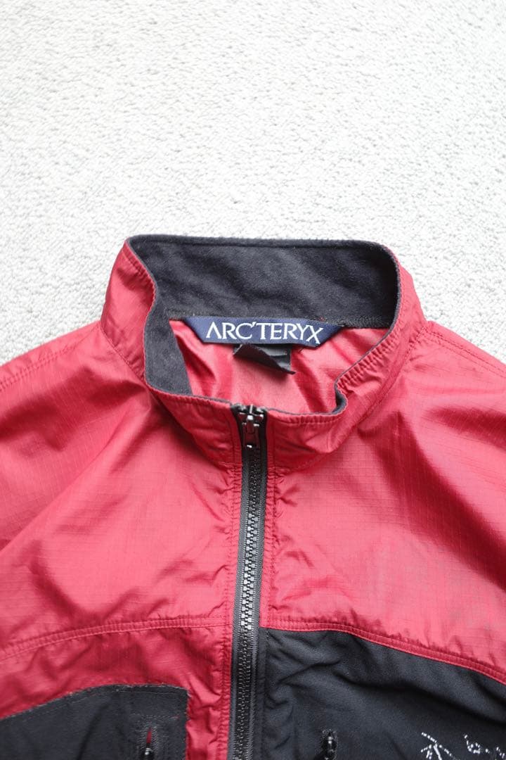 ジャケット・アウター 00's ARCTERYX tau light jacket