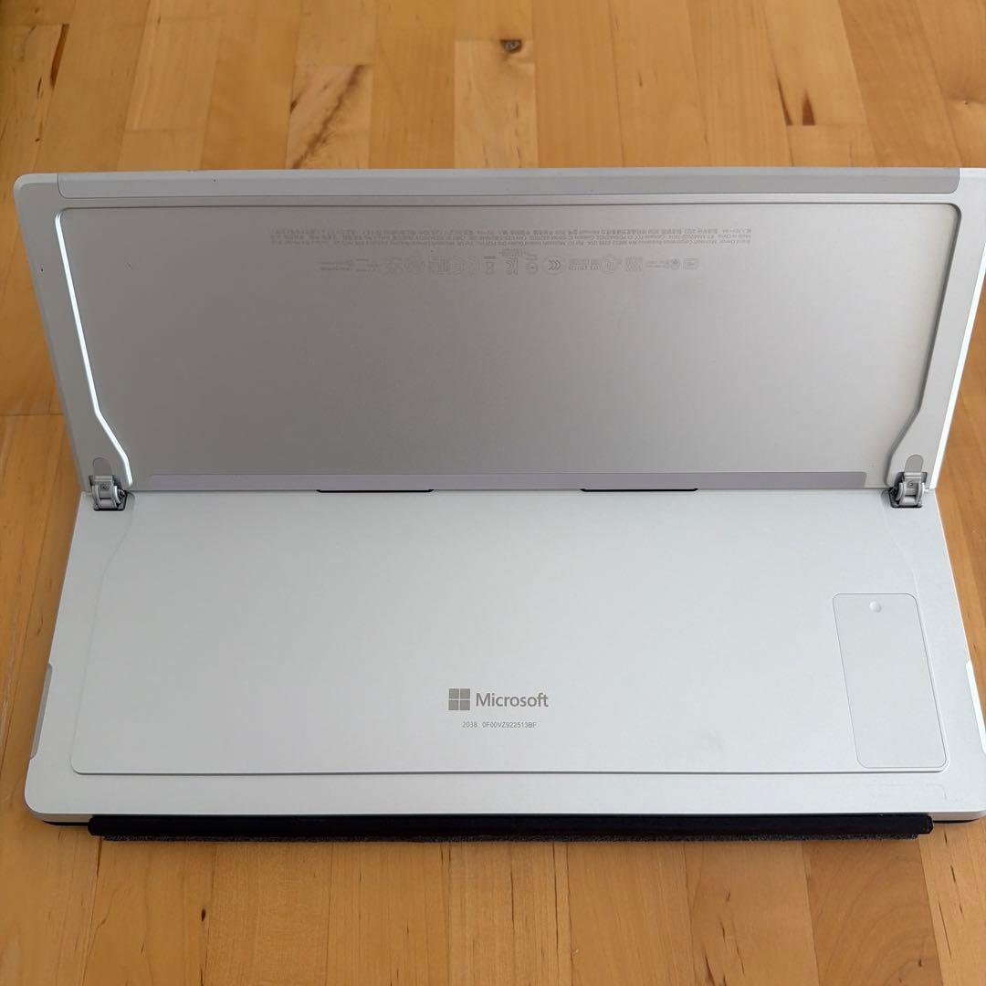 Surface Pro 9 Core i7 メモリ16GB キーボード・ペン付き